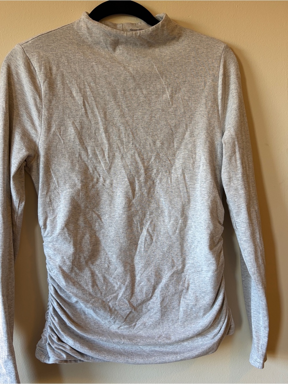 Long Sleeve Abercrombie Paloma Top in Light Gray